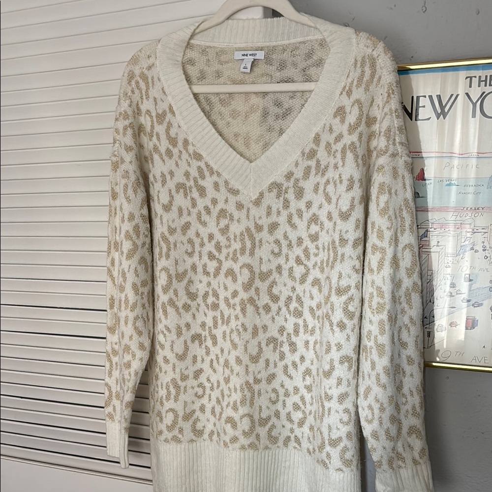 Nine West Cream Leopard Sweater Size L